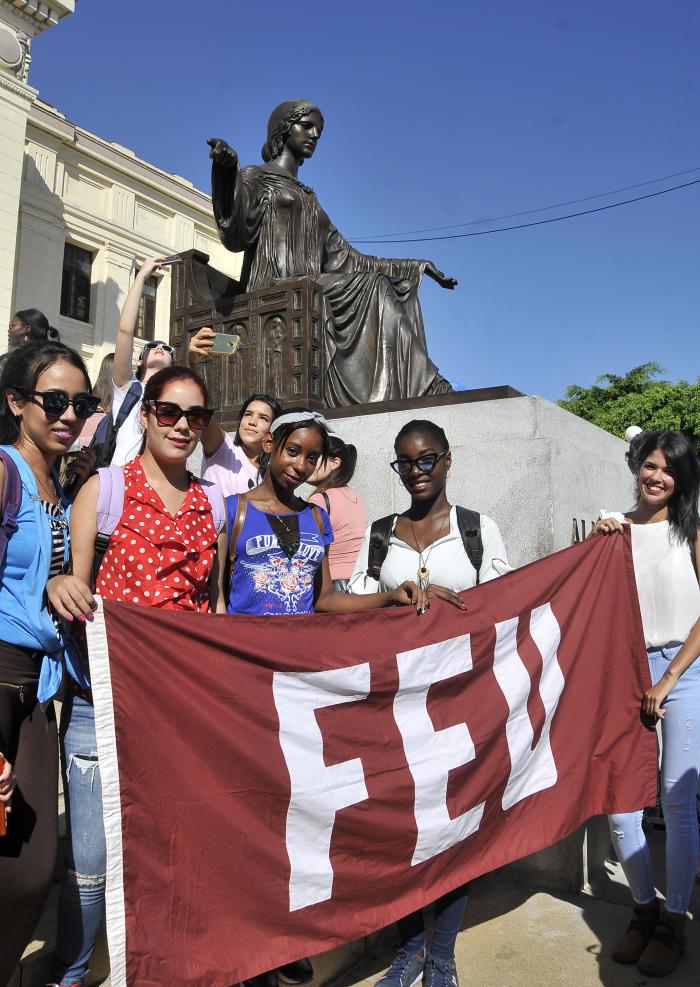 Inicio del Curso Escolar 2019 a 2020 Universidad de la Habana
