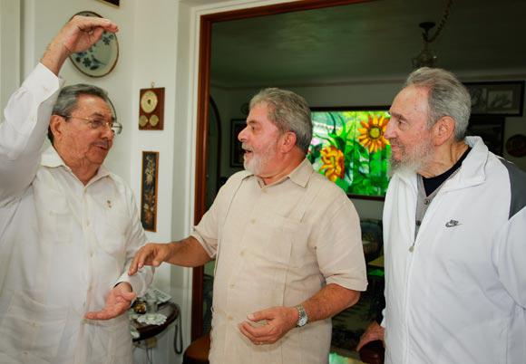 Además de la conjunción como estrategas políticos y auténticos líderes de pueblos, a Lula, Fidel y Raúl los unió una entrañable amistad.