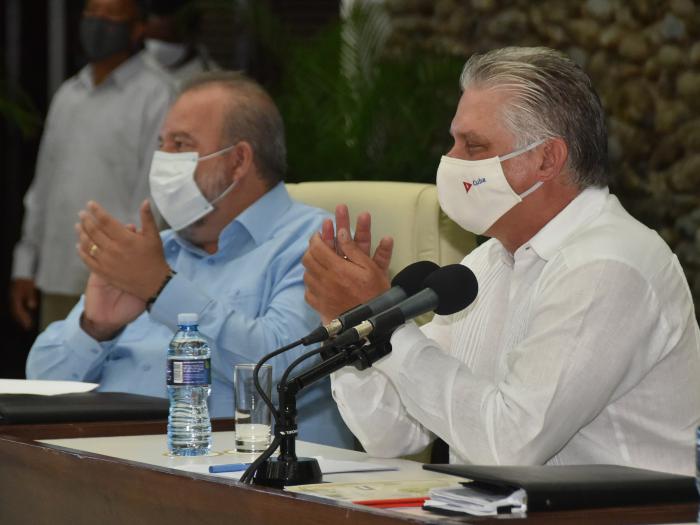 Brigada Henry Reeve que regresaron de Togo y Kuwait