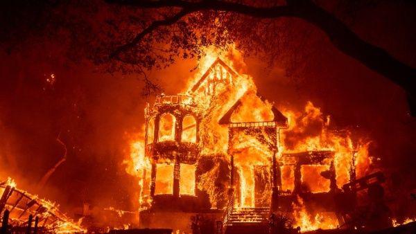 Evacúan a miles de personas por incendio en California bautizado como Glass Fire 