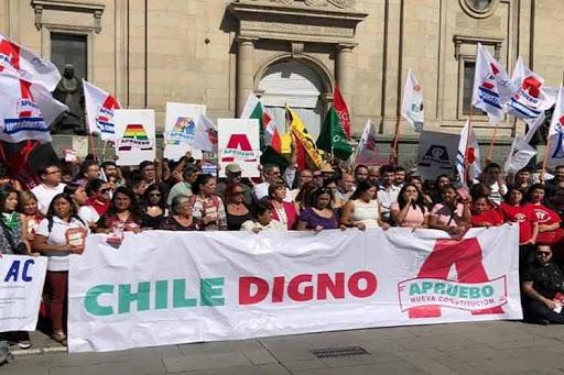Los chilenos expresan su postura con vistas al plebiscito del 25 de octubre por una nueva Constitución. Foto: Prensa Latina