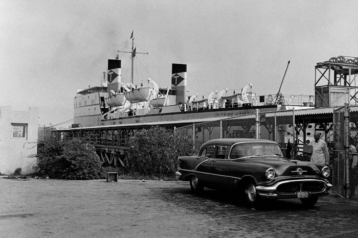 El ferry City of Havana atracado en el muelle de Hacendados, en la ensenada de Atarés, bahía de La Habana