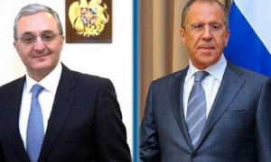 El canciller ruso, Serguei Lavrov, dialogó por teléfono con su colega armenio, Z