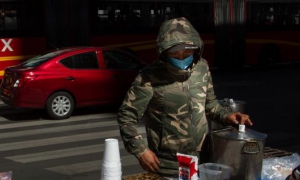 Vendedores ambulantes en México, en medio de la pandemia de coronavirus.