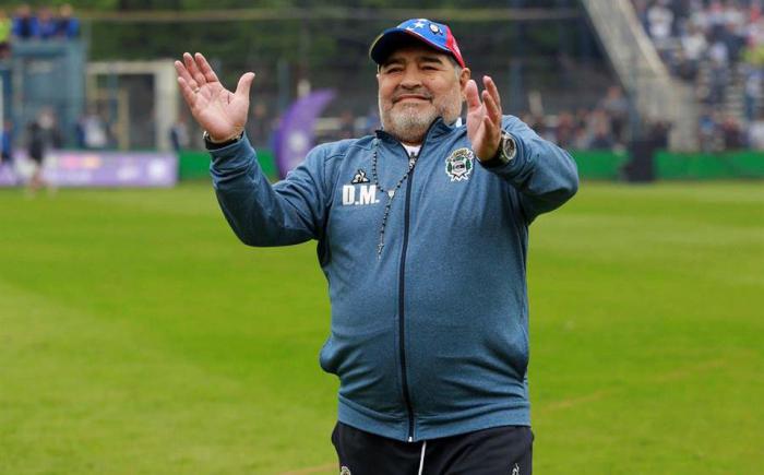 Maradona fue operado el martes en la noche 
por un coágulo en el cerebro. Foto: Mundo Deportivo