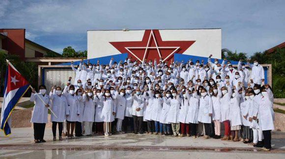 medicos cubanos azerbayan