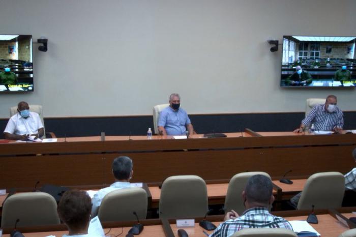 Analizan impacto de Eta en reunión del Órgano Económico-Social del Consejo de Defensa Nacional