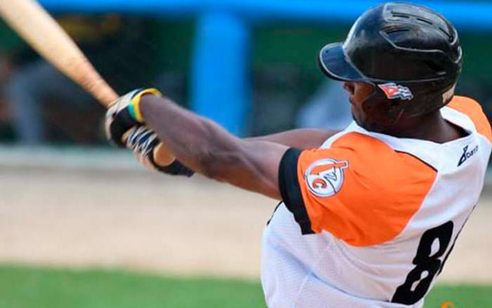 Un camino de mucho trabajo le queda por delante a Walter Pacheco para consolidarse en la pelota cubana. 