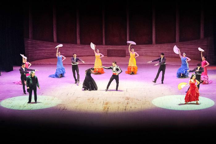 Carmen, por el Ballet Español de Cuba. 