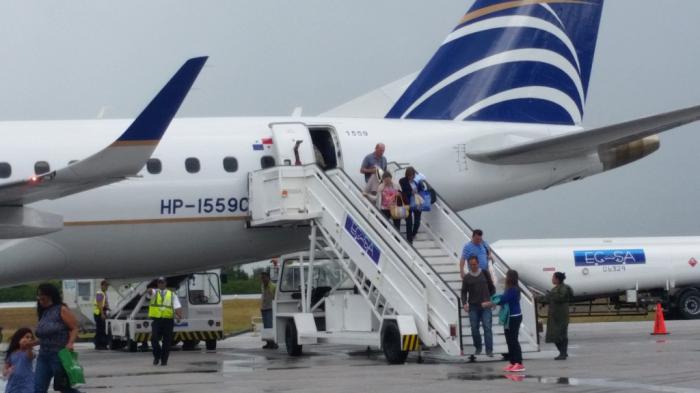 Reinician sus actividades aeropuerto internacional «Abel Santamaría»