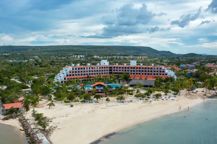 Para hacer efectiva la reapertura al turismo internacional en los primeros días del mes en curso, el hotel  fue sometido a severas evaluaciones  por comisiones de los ministerios de Turismo y de Salud Pública. FOTO: Juan Pablo CARRERAS/acn