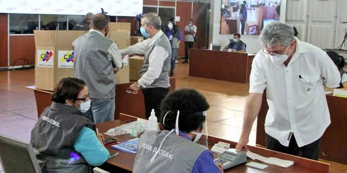 En el simulacro electoral realizado, se declaró listo el país para acometer los comicios  legislativos del 6 de diciembre. Foto: Ministerio del Poder Popular para las Relaciones Exteriores