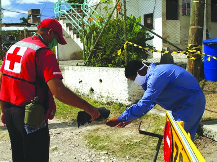 Un cuantioso aseguramiento especializado y logístico demandó el evento de transmisión local de Altamira.  Foto: Periódico Sierra Maestra