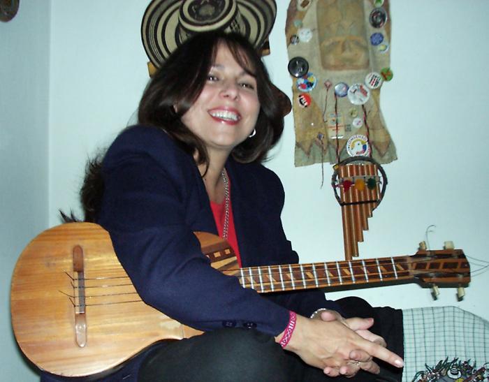 Liuba María Hevia, trovadora.(foto:Juvenal Balán).