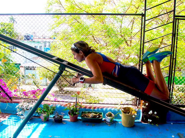 Los atletas cubanos cumplieron sus etapas de preparación en sus casas, bajo las orientaciones de sus entrenadores y un grupo multidisciplinario que los guió en el cumplimiento de sus objetivos. foto: cortesía de Leslie amat
