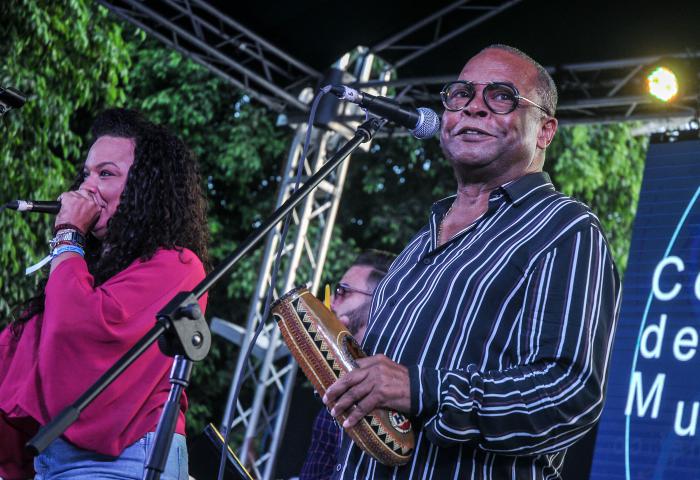 Concierto Benéfico de la Alianza Musical de Cuba, en el Salón Rosado de la Tropical Benny Moré, con Adalberto Álvarez y su Son