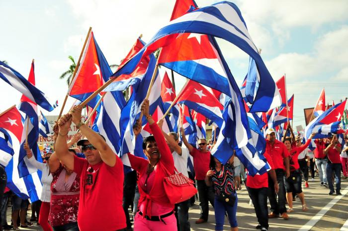 banderas primero de enero revolucion