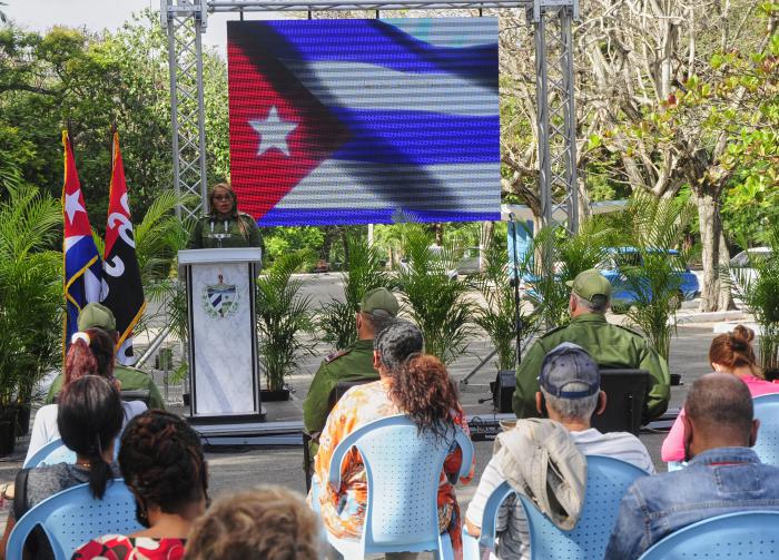 Acto político cultural por el 62 aniversario de la entrada de la caravana de la libertad a la Habana, presidido por Luis Antonio Torres Iribar, primer secretario del PCC de La habana; Reinaldo García Zapata, Gobernador de La Habana; la participación de la General de Brigada, Delsa Esther Puebla; desarrollado en la Ciudad Escolar Libertad, Marianáo
