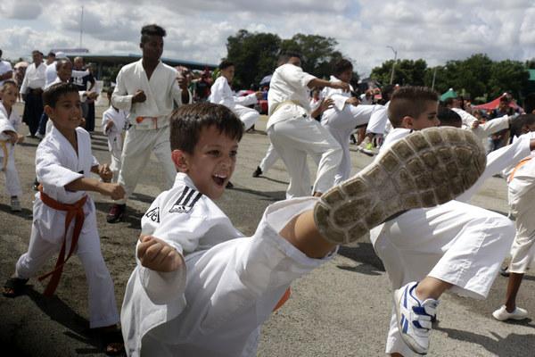 La complicada situación epidemiológica provoca la cancelación de los eventos deportivos de todas las categorías en el primer trimestre del año.