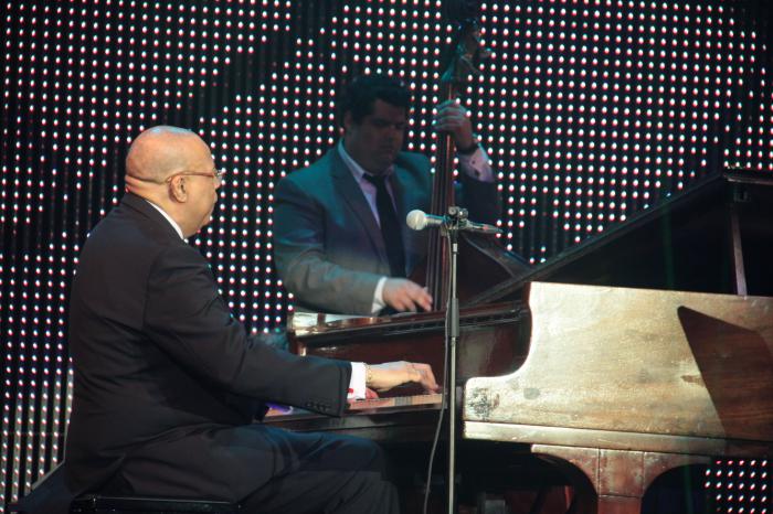 Chucho Valdés, será homenajeado por su 80 cumpleaños en el Coloquio Internacional de Jazz Leonardo Acosta in memoriam, en La Habana, entre el 19 y el 24 de Enero del 2021.