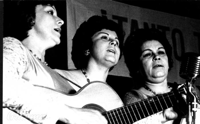 Hermanas Lagos