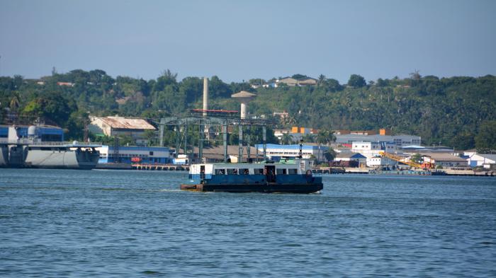 Servicio de transportación de pasajeros por lanchas en la Bahía de La Habana