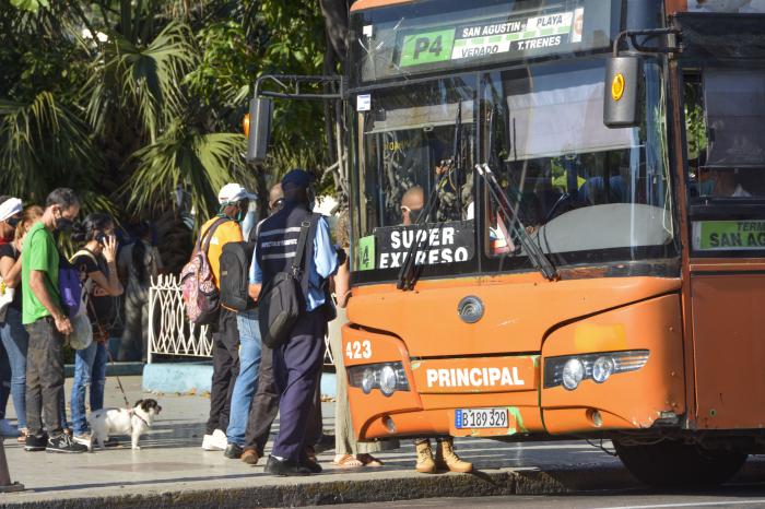 Durán informó que, de acuerdo al comportamiento de los indicadores, van a aplicar otras medidas más severas en las provincias de mayor incidencia de la enfermedad.