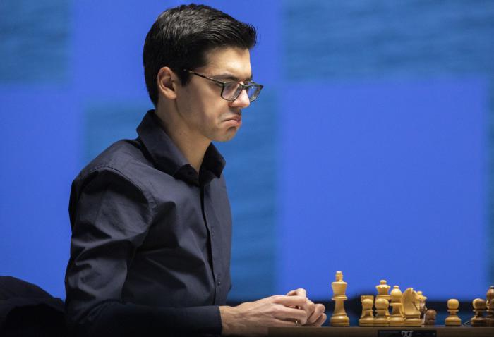 Anish Giri, líder de la jornada diez del Torneo Tata Steel de Ajedrez. Foto: Jurriaan Hoefsmit – Tata Steel Chess Tournament 2021