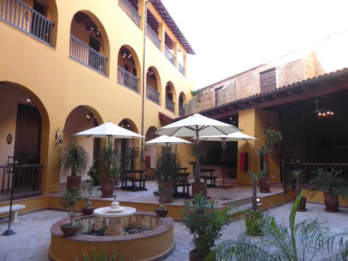 El nuevo alojamiento lleva el nombre de una de las principales plazas de la urbe, ubicada en el segmento más antiguo de la villa principeña.