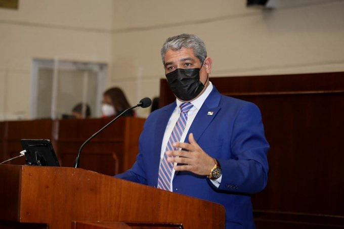Luis Francisco Sucre, ministro de Salud de Panamá.