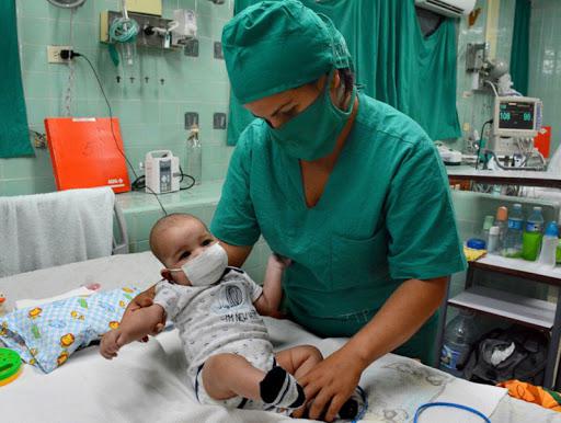En Cuba se garantiza de forma totalmente gratuita la atención y el tratamiento oportuno, además de la rehabilitación a los pequeños que los necesiten