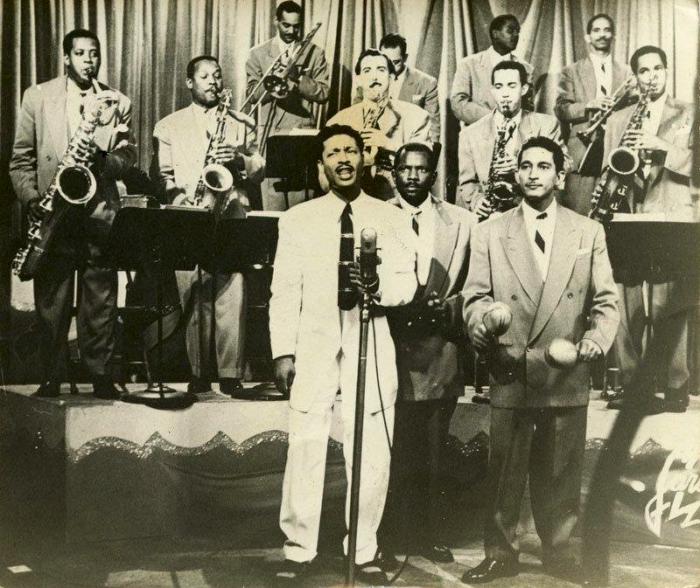 Benny Moré, el Bárbaro del ritmo, fue el más grande intérprete de la música popular cubana e hizo historia con su Banda Gigante, de la cual fue pianista Lázaro Valdés. 