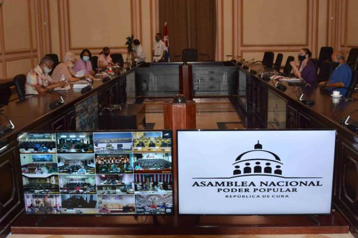 Evalúan acciones de la Comisión de Atención a Órganos Locales