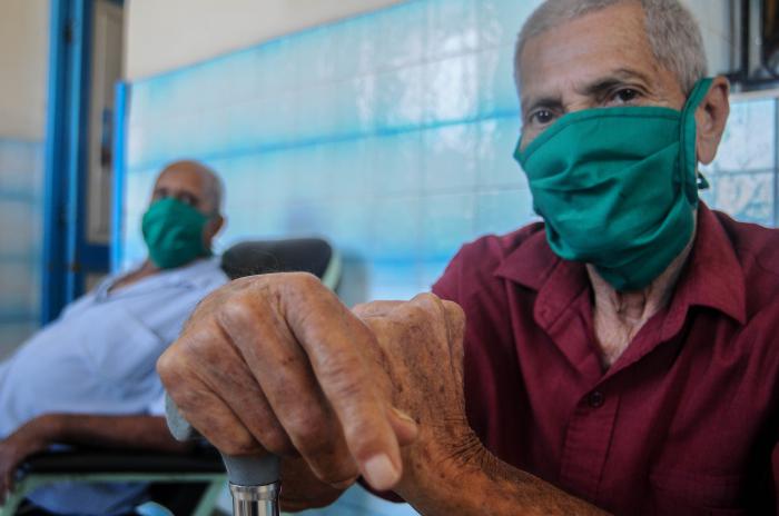 El hogar de ancianos Santovenia ubicado en el municipio cerro forma parte de un sistema de centros destinados al cuidado de personas de la tercera edad en Cuba. 
