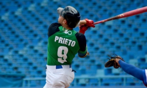Beisbol-Serie 60 Cienfuegos- Cesar Prieto  