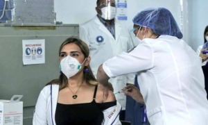 Venezuela prevé aplicar el antígeno a cerca del 70 %  de su población en el año 