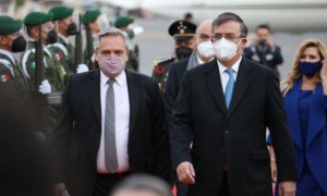 Presidente de Argentina inicia visita oficial en México