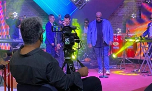 El director del Festival de la Salsa, el cantante Maykel Blanco, confirmó que la