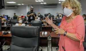 Encuentro en la sede del MINAGRI entre directivos del ministerio, dirigentes de 