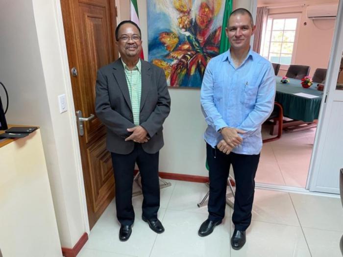 Cuba ofrece a Surinam vacuna antiCovid para segundo semestre 2021