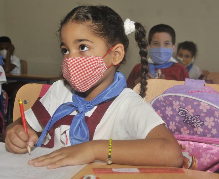 Proteccion contra el coronavirus,Escuela Primaria Patricio Lumumba final de curso.
