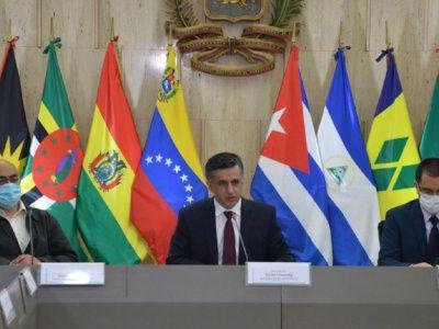El secretario ejecutivo de la Alianza Bolivariana para los Pueblos de Nuestra América-Tratado de Comercio de los Pueblos (ALBA-TCP), Sacha Llorenti, anunció la creación de un banco de vacunas para los países miembros que las requieran