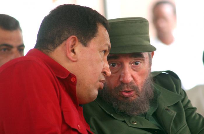 Chávez y Fidel, ejemplos de revolucionarios latinoamericanos