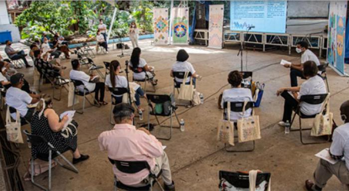 En febrero, representantes de las instituciones cubanas acordaron, junto al equipo de Transcultura, una ruta común de trabajo para el año 2021 y examinaron alternativas para reajustar la oferta del programa a los nuevos tiempos.