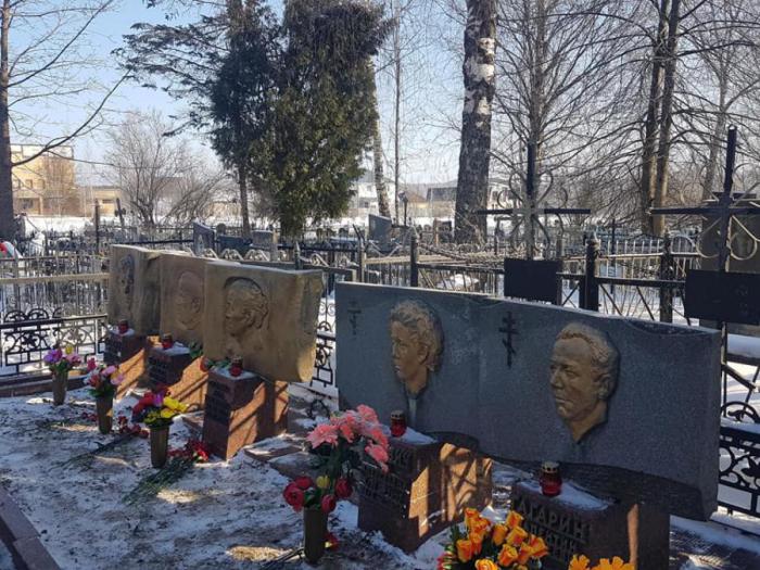 Imágenes del homenaje a Yuri Gagarin