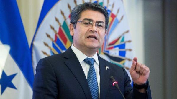 La Fiscalía Federal afirma contar con pruebas directas de la responsabilidad del mandatario hondureño. Foto: EFE