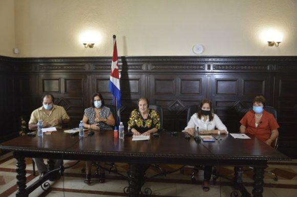 En el encuentro, celebrado de forma virtual, se debatió sobre las experiencias en el enfrentamiento y prevención del nuevo coronavirus.