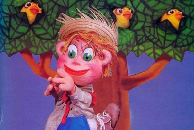 Pelusín del Mointe, títere