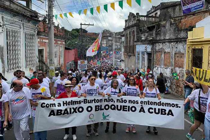 brasileños contra bloqueo a cuba