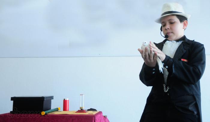 Rosmel Quevedo integra el proyecto comunitario Ilusiones y sonrisas. 